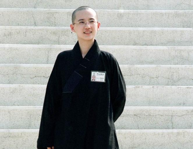 她因拒绝潜规则无奈退出娱乐圈,拒绝潜规则后被雪藏