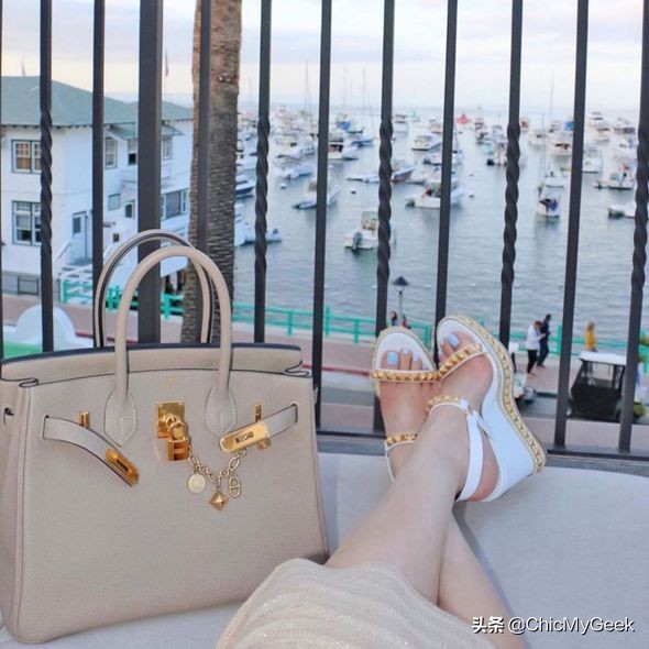 爱马仕黑色铂金包birkin25s多少钱,爱马仕廉价的奢侈品