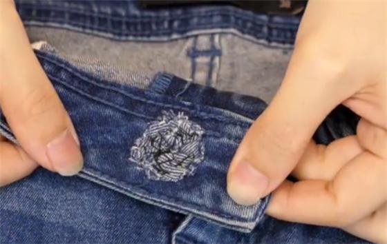 牛仔裤的扣子怎么修补,牛仔裤的扣子怎么弄掉图解