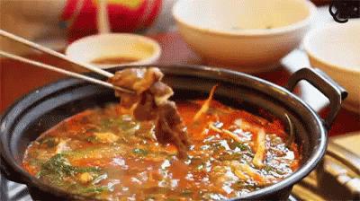 新加坡冻成狗,新加坡狂风暴雨来袭