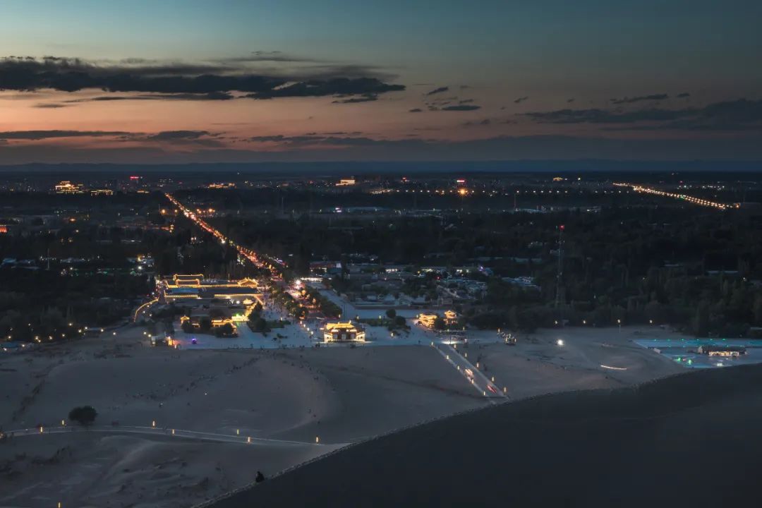 敦煌为什么会是佛教圣地,敦煌为什么能闻名世界