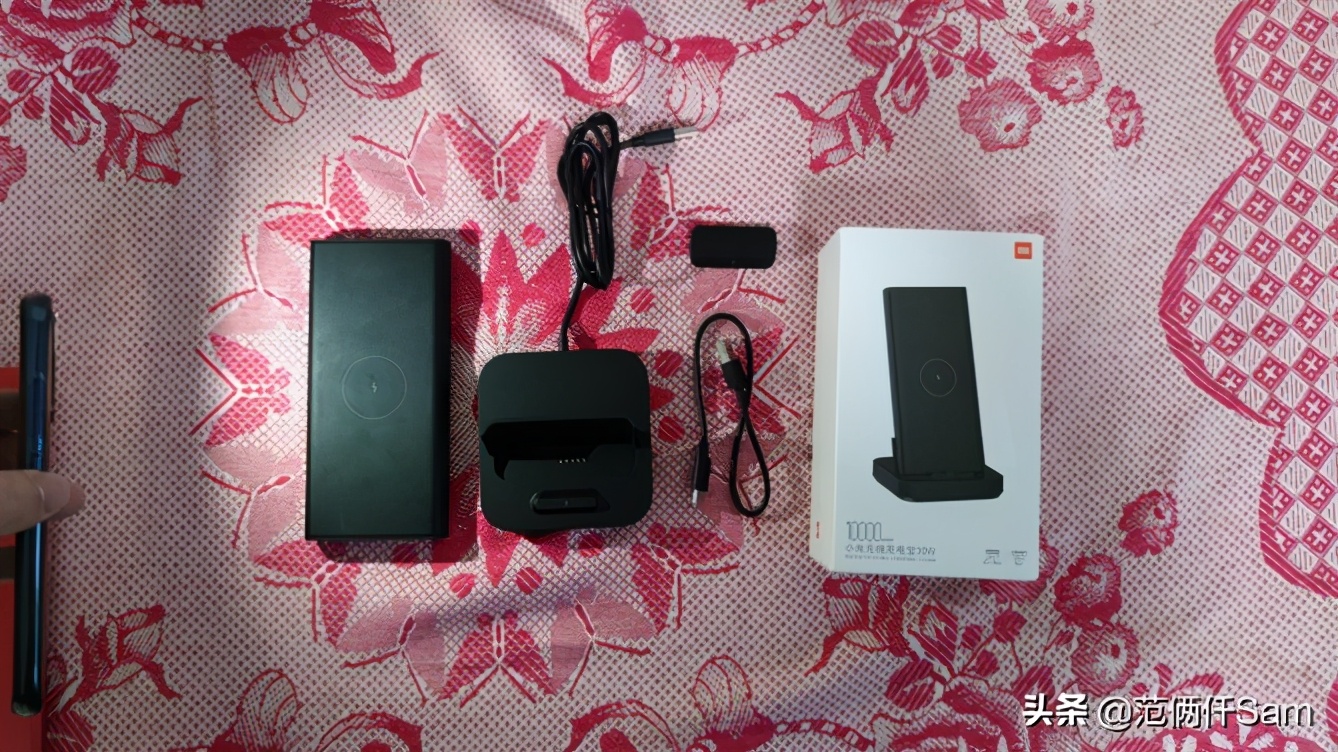 小米30w无线充电宝有什么配件,小米无线充电宝30w充苹果