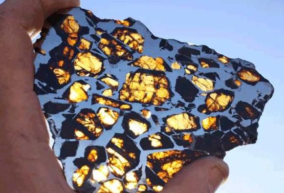 神秘的阜康陨石,被贩卖至国外的稀世珍宝阜康陨石