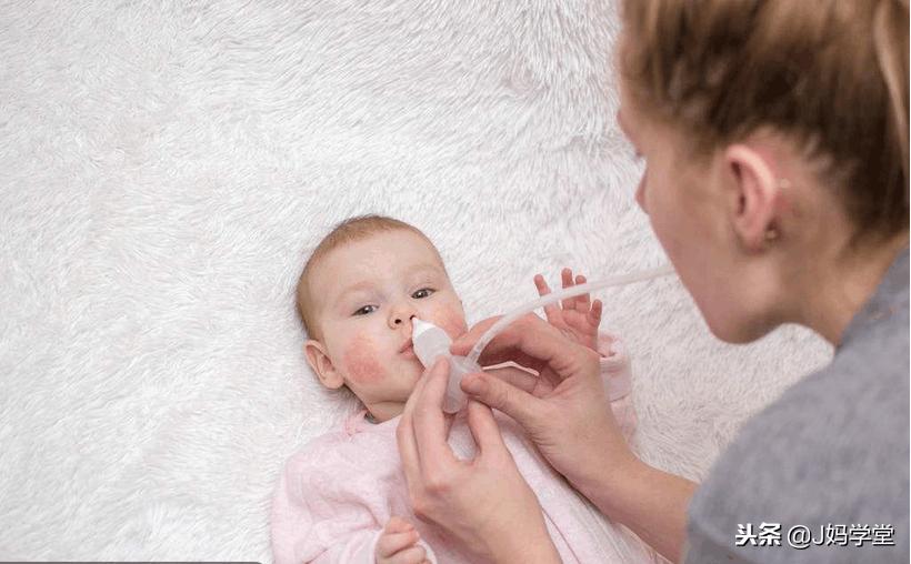 新手父母一定要掌握的9个换纸尿裤技巧，宝宝屁股干爽不遭罪