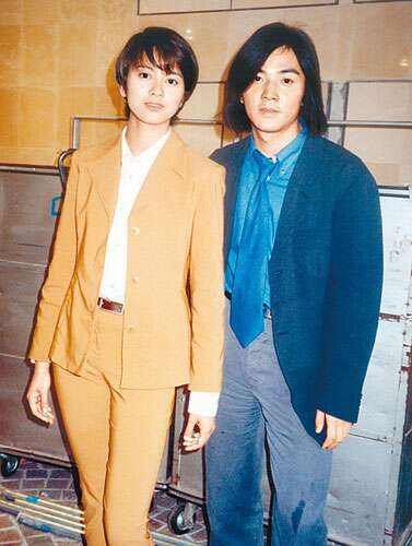 梁咏琪对郑伊健满满的爱意,郑伊健梁咏琪隔空回应过往感情