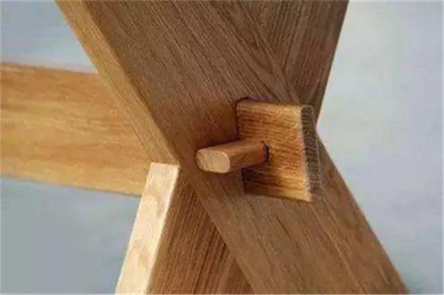 板式家具锁扣怎么拆卸,实木家具如何实现拆装功能