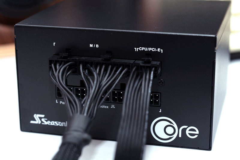 电脑的“心脏”不能马虎,换了新电源,谈谈高塔机箱走线