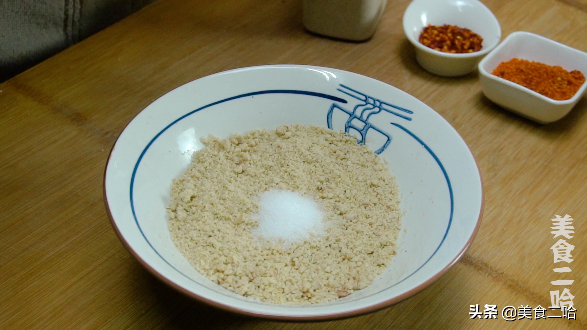 辣椒酱香辣怎么做,辣椒酱做法香辣