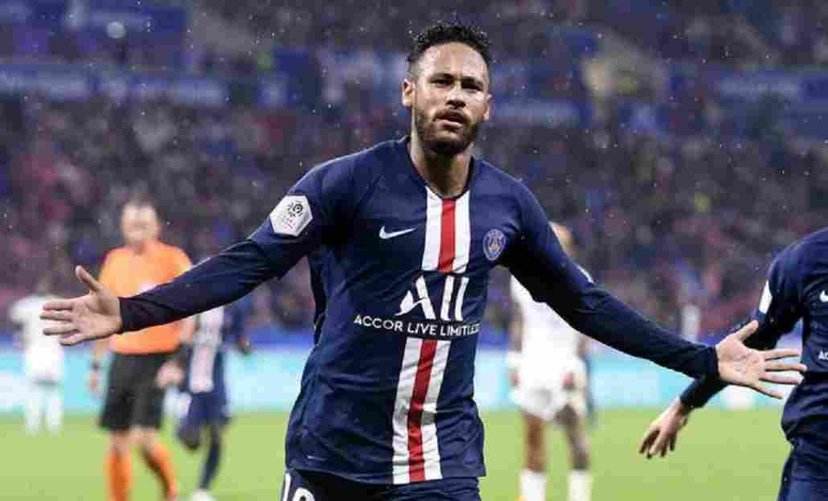 卫报评2022年百大球星,2024年梅西和c罗排行榜