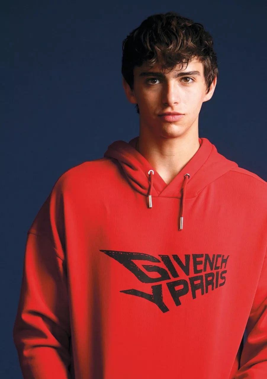 换季怎么穿?看看以色列男模RonLevi的那些衣服吧