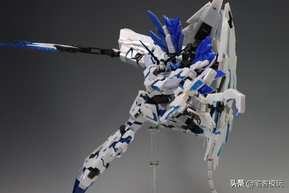 新手适合玩rg独角兽高达吗,模玩高达独角兽rg