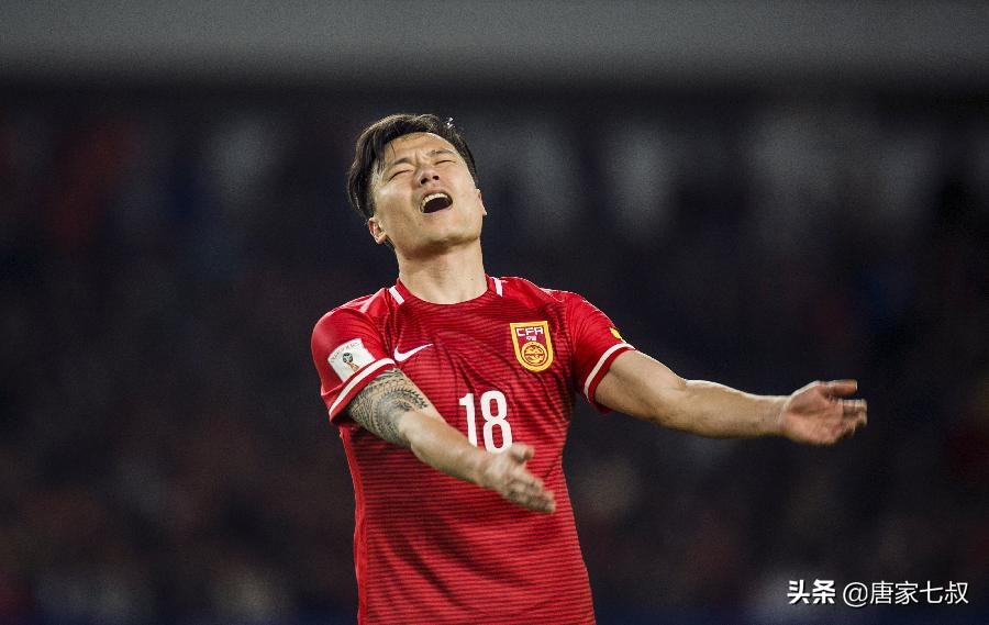 里二期85妖人谢幕曾力压曼联神锋情场帽子戏法自创前锋流派