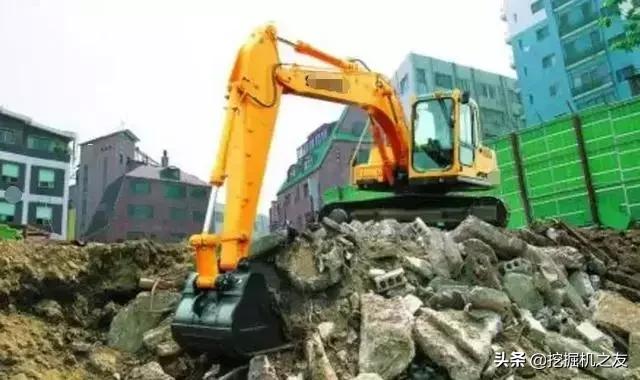 挖机新手一个月工资多少,4500工资招挖机学徒是真的吗