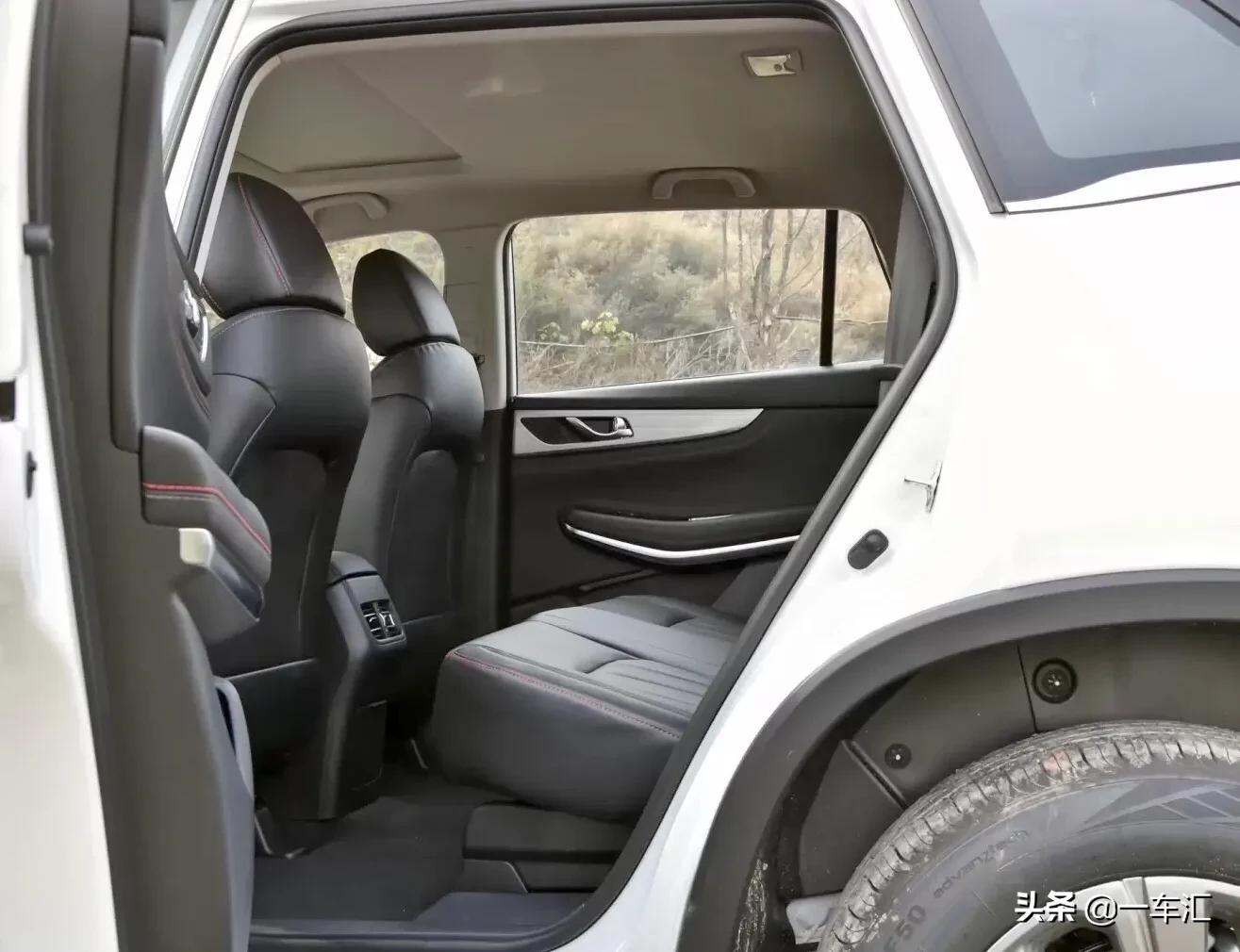 长安cs75手动高配报价,长安CS75手动精英款