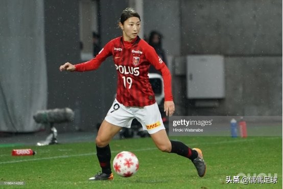 日本足球运动员战靴,日本经典战靴