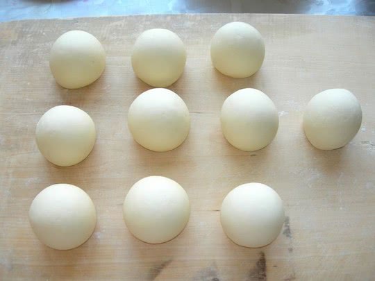 这样发面零失败,蒸包子、馒头都不在话下,一看就会,一做不废