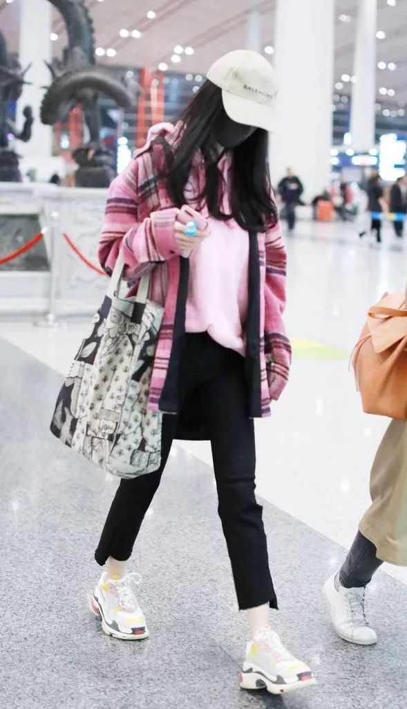 为什么老爹鞋百搭,为什么老爹鞋特别重