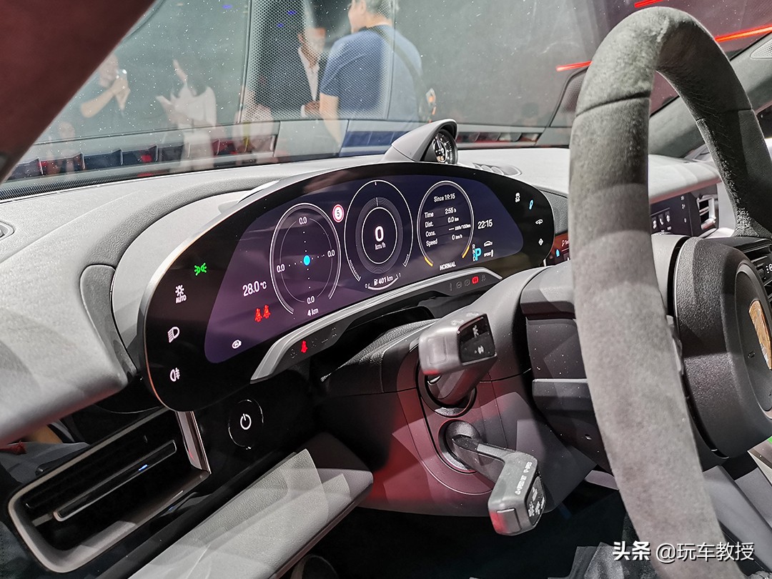 taycan保时捷让超跑进入电动时代,保时捷电动taycan4s报价