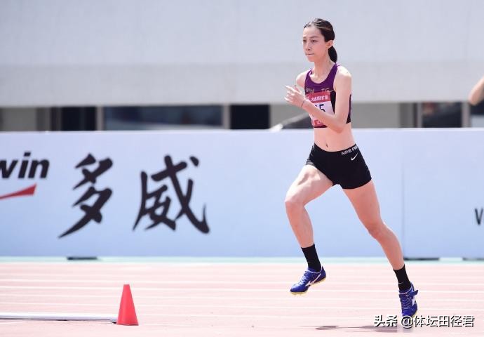 跳高运动员张国伟跳高纪录,中国跳高世界冠军张国伟跳高视频