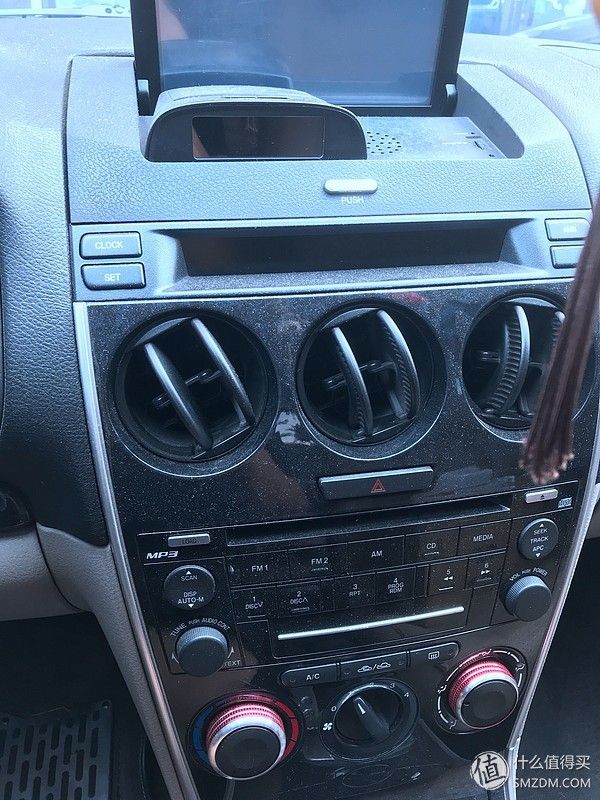 只需一招让您的爱车焕然一新,让你的爱车内饰光亮如新