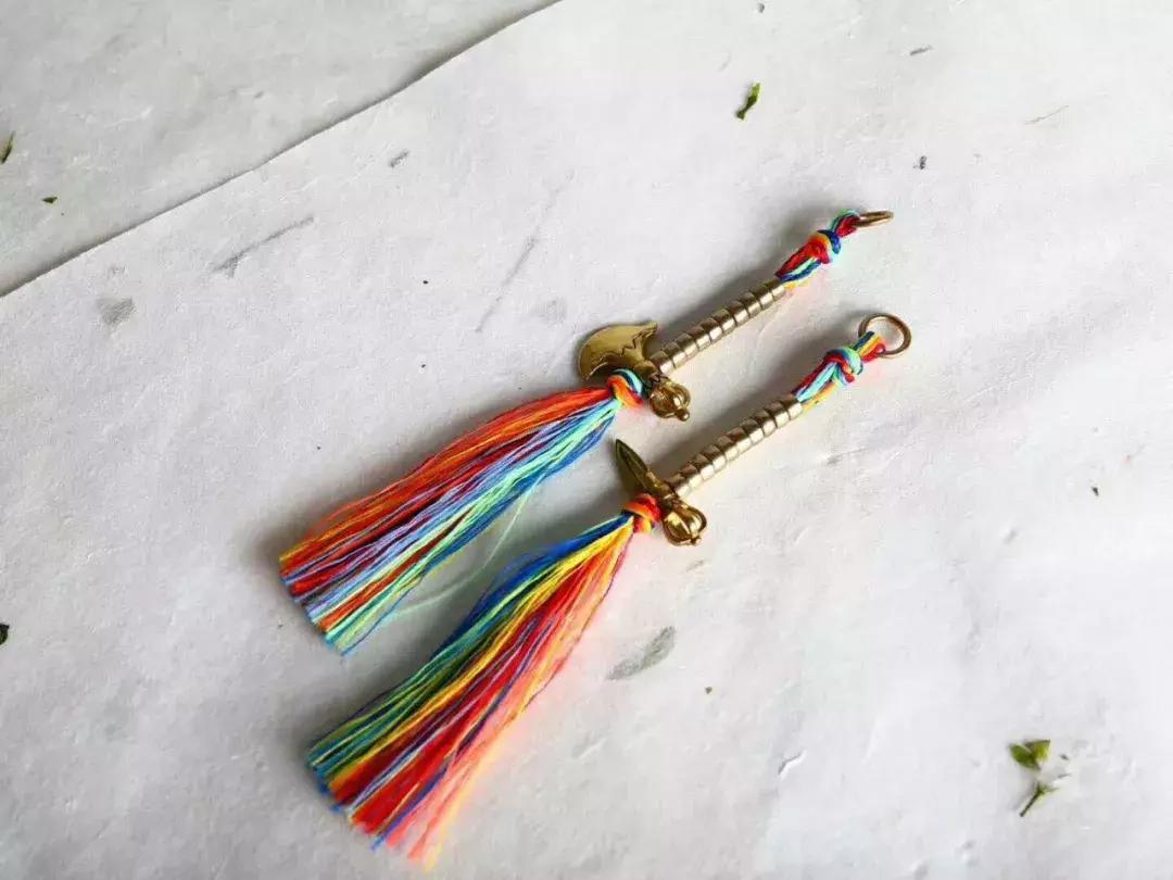 藏式佛珠计数器是怎么用的,佛珠上的计数器怎么挂好看