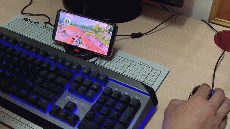 黑匣子助你在和平精英吃鸡如虎添翼,北通E1手游键鼠转换器