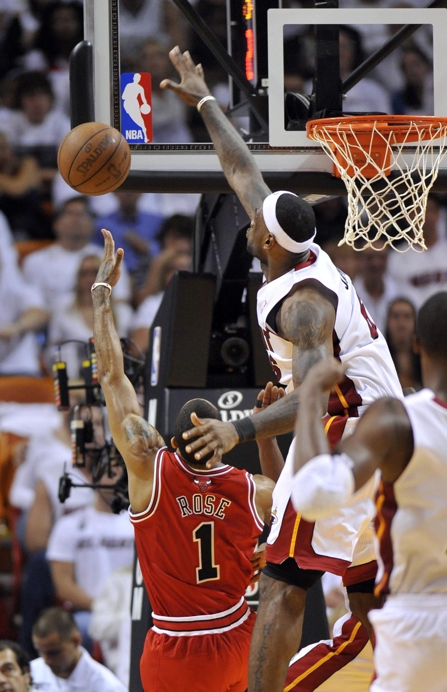 阿迪重回巅峰,阿迪终于实现了自我救赎