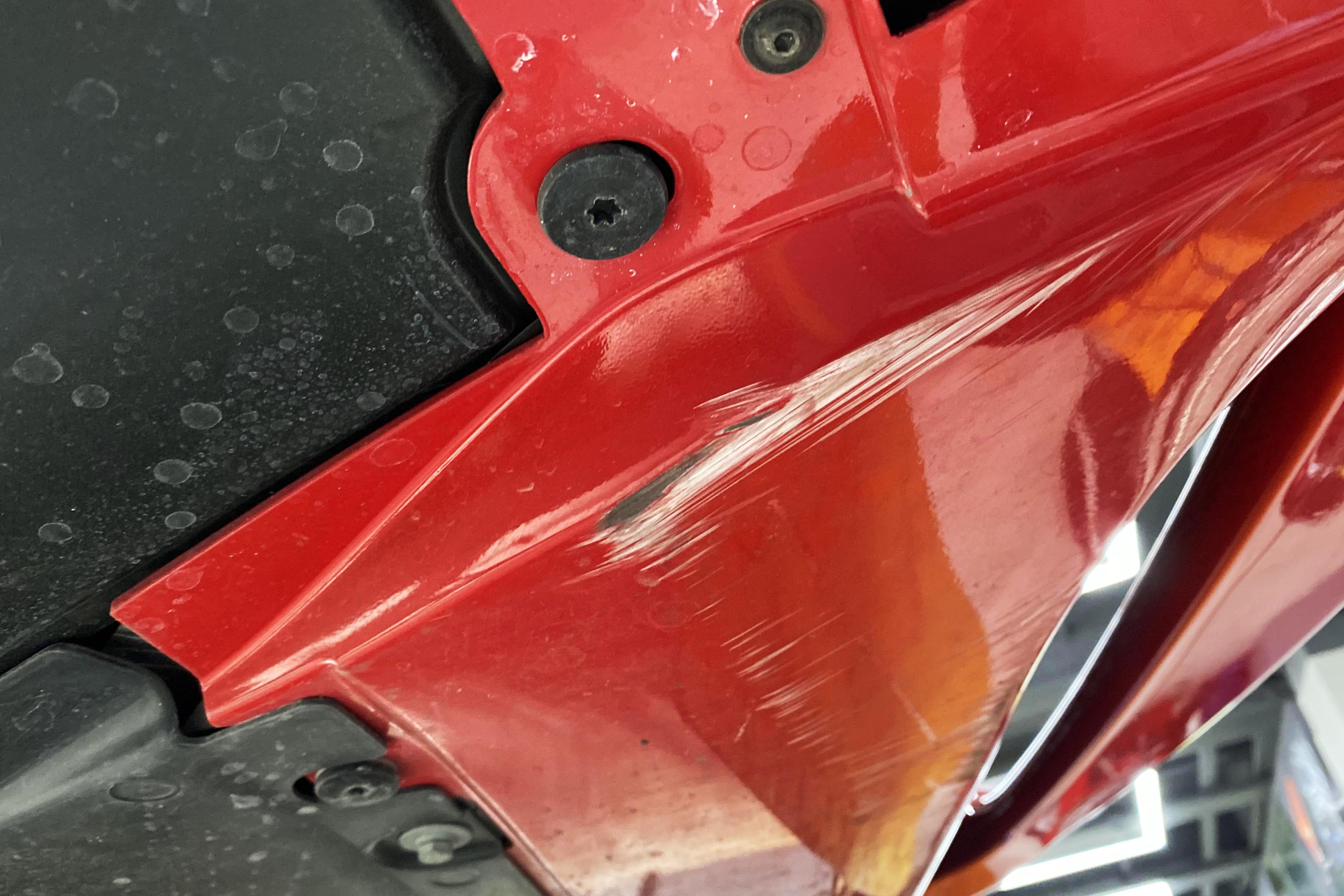 300000买的法拉利488修复,2018年的法拉利488还值多少