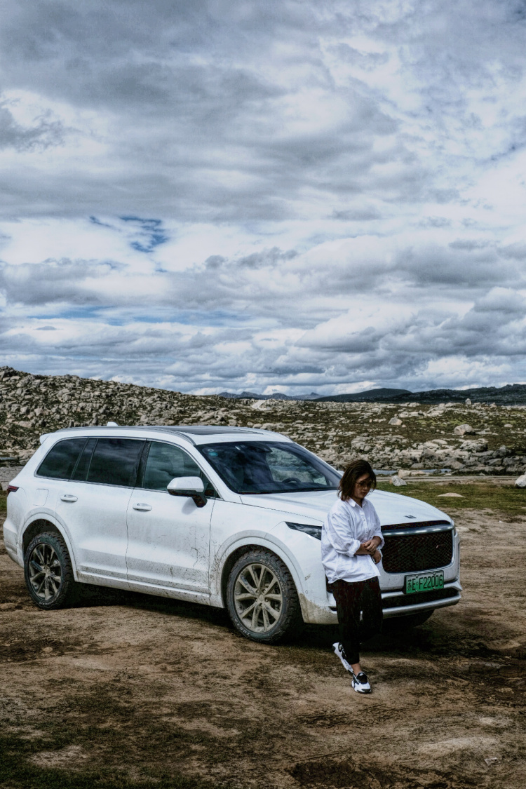 电动车也能满足梦想，开着理想ONE，从苏州到稻城，我成功了