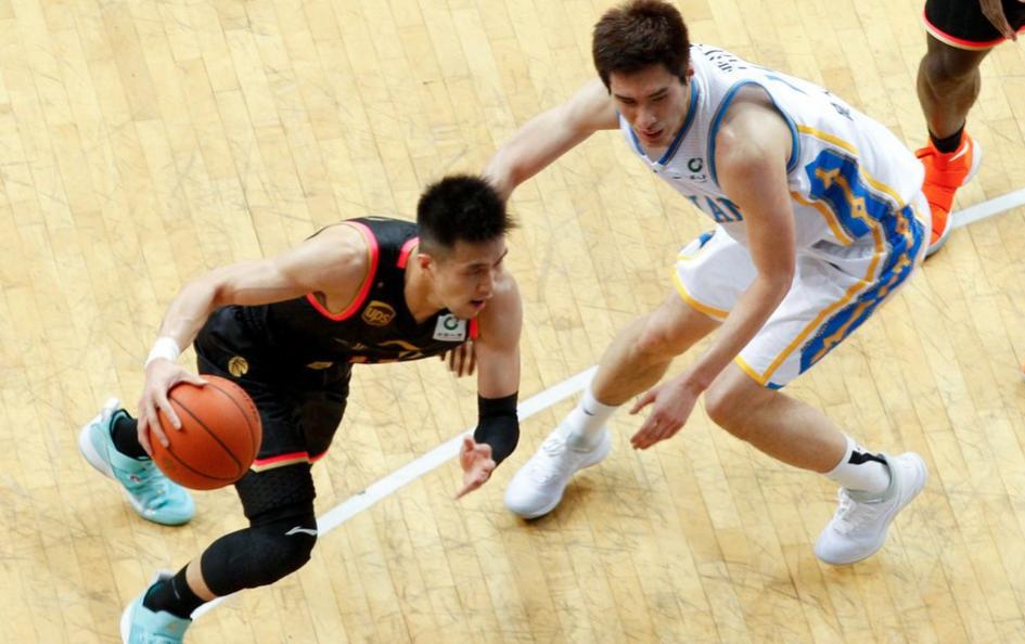 辽宁横扫夺冠,辽宁横扫广厦夺冠