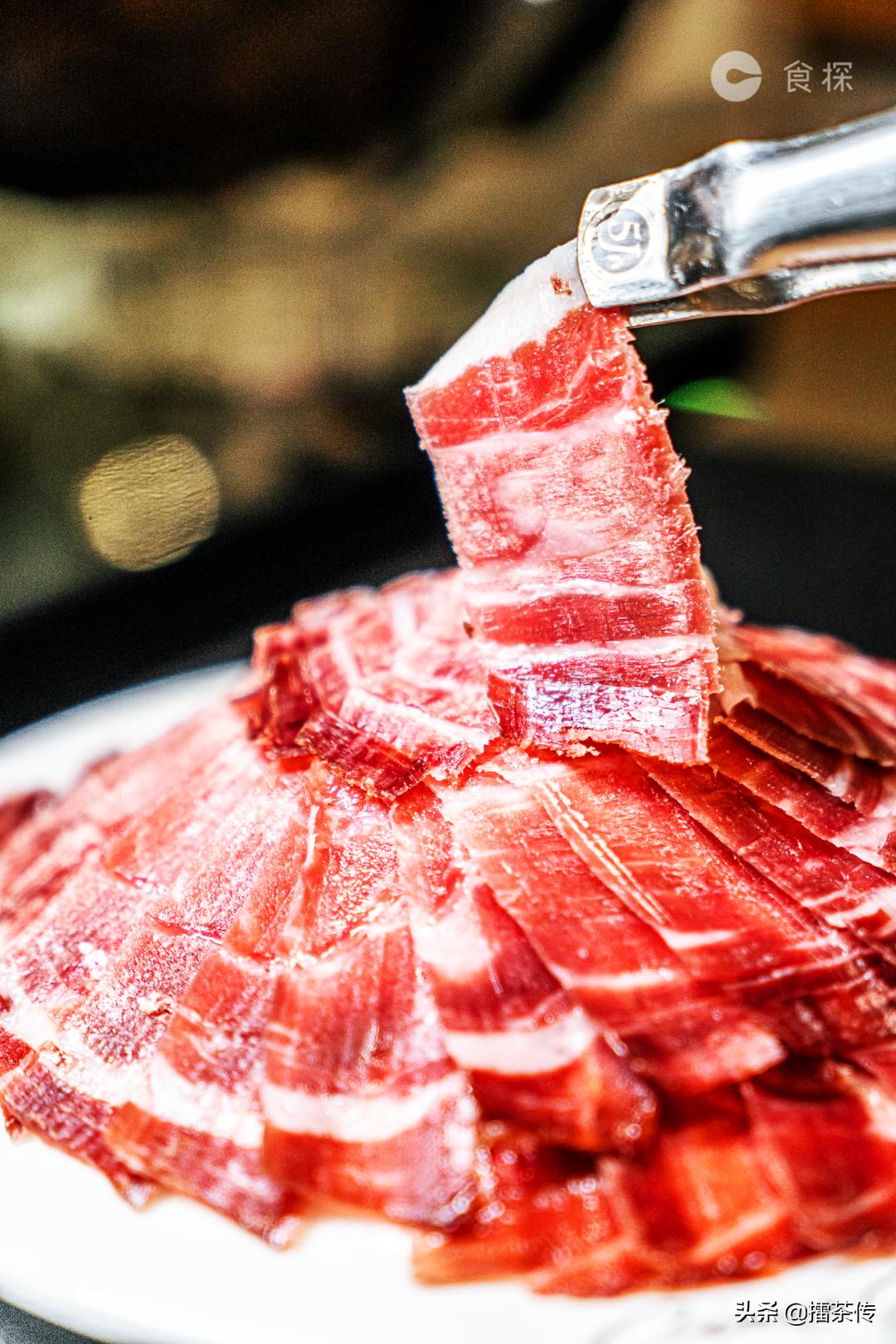 伊比利亚全橡果黑猪肉质特点,伊比利亚黑猪橡果火腿价格