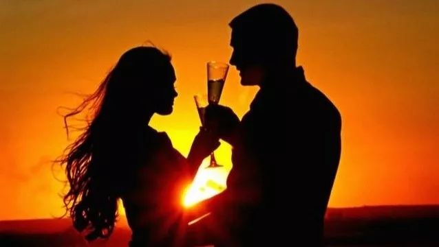 你总是出现在我梦里的诗句,你总是出现在我梦里诗句