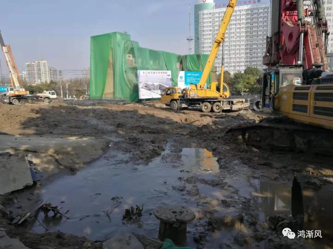 东关小学照片,东关小学对面的巷子