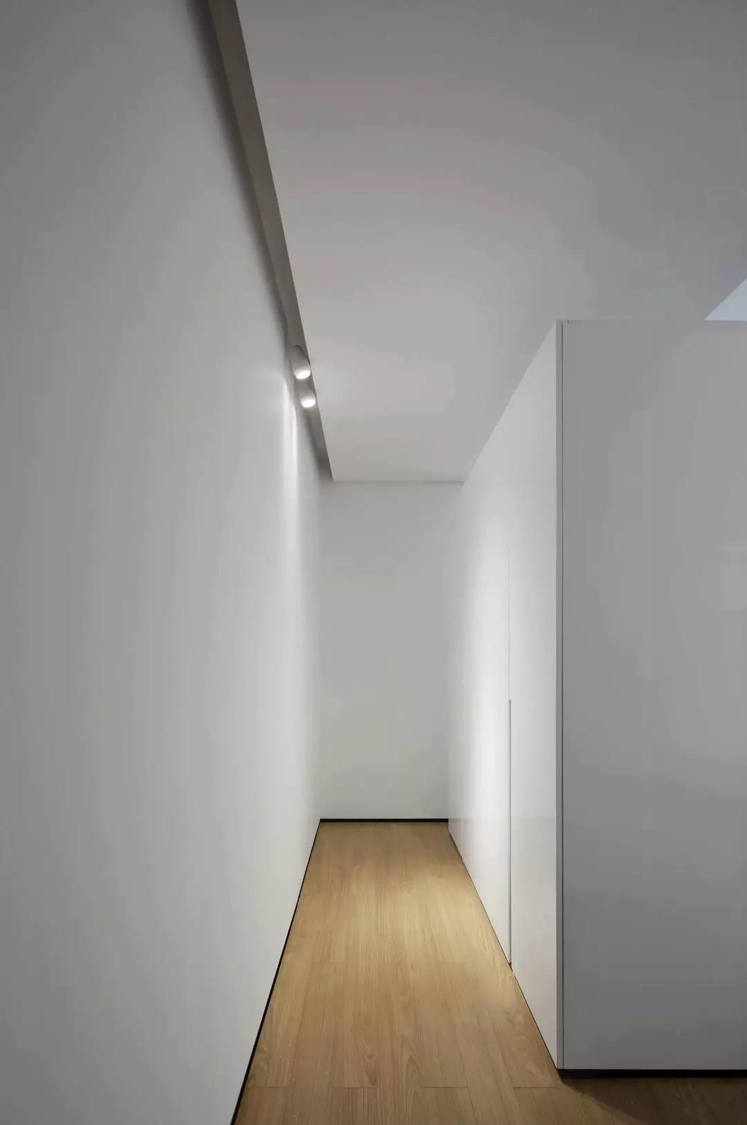 衣帽间怎么做省钱还显得高级,自己打造实用简单衣帽间