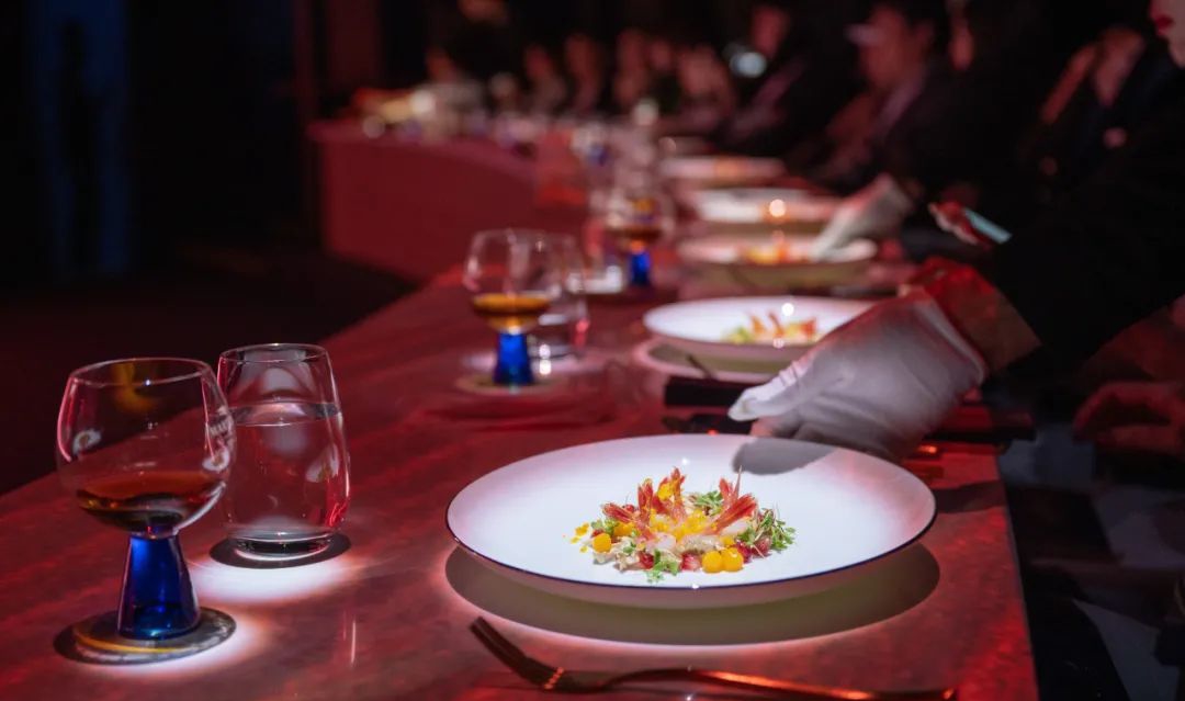 马爹利千年宫宴新赏深圳,名士马爹利两斤装