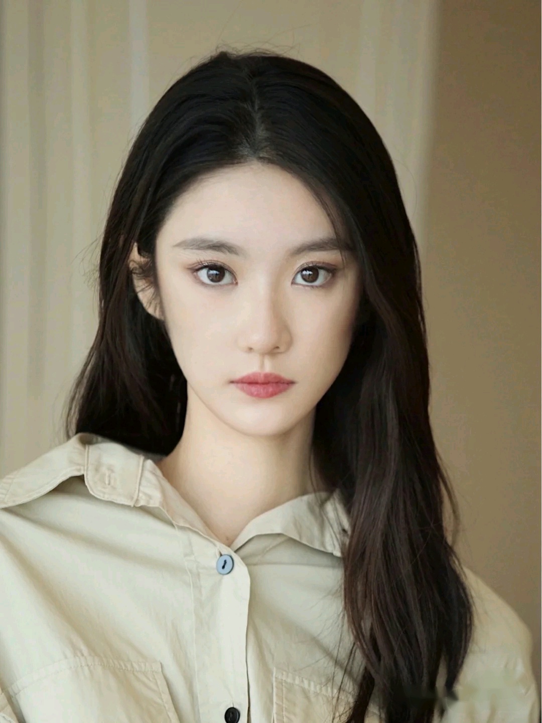 dw粉底液和兰蔻持妆粉底液对比,四大品牌粉底液遮瑕持久不脱妆