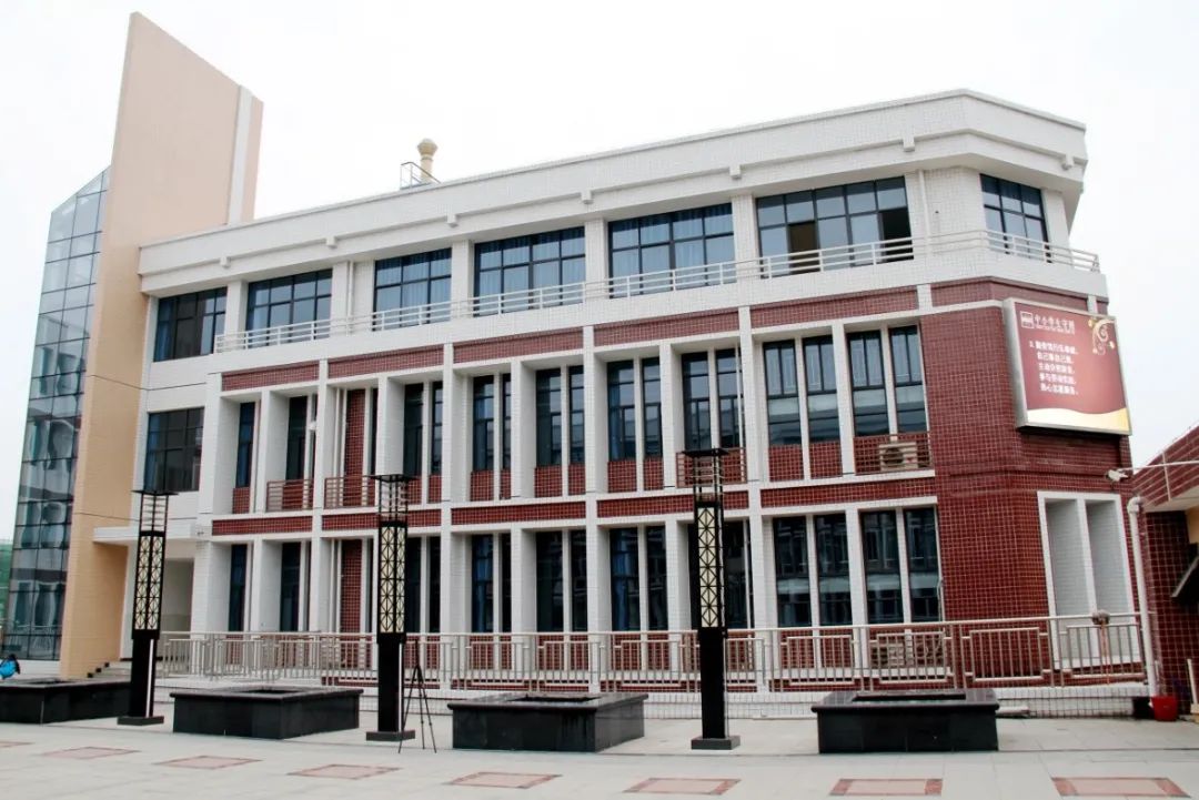 科学城一中长什么样,科学城一中怎样