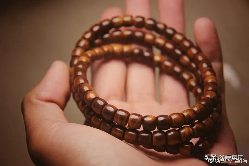 手串怎样盘玩包浆最好,小手串怎么盘出包浆