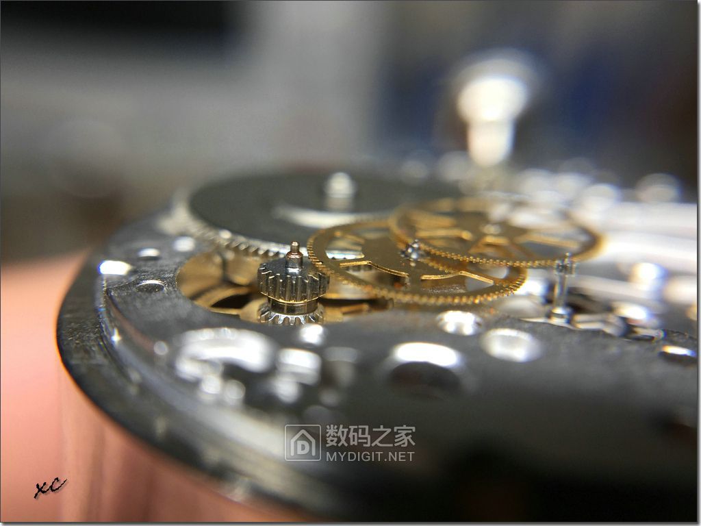 美度贝伦赛丽m8690真假对比图,美度贝伦赛丽m8690哪年上市的