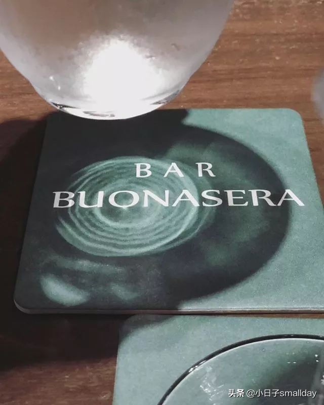 酒吧|坐上逃离人间的微醺列车