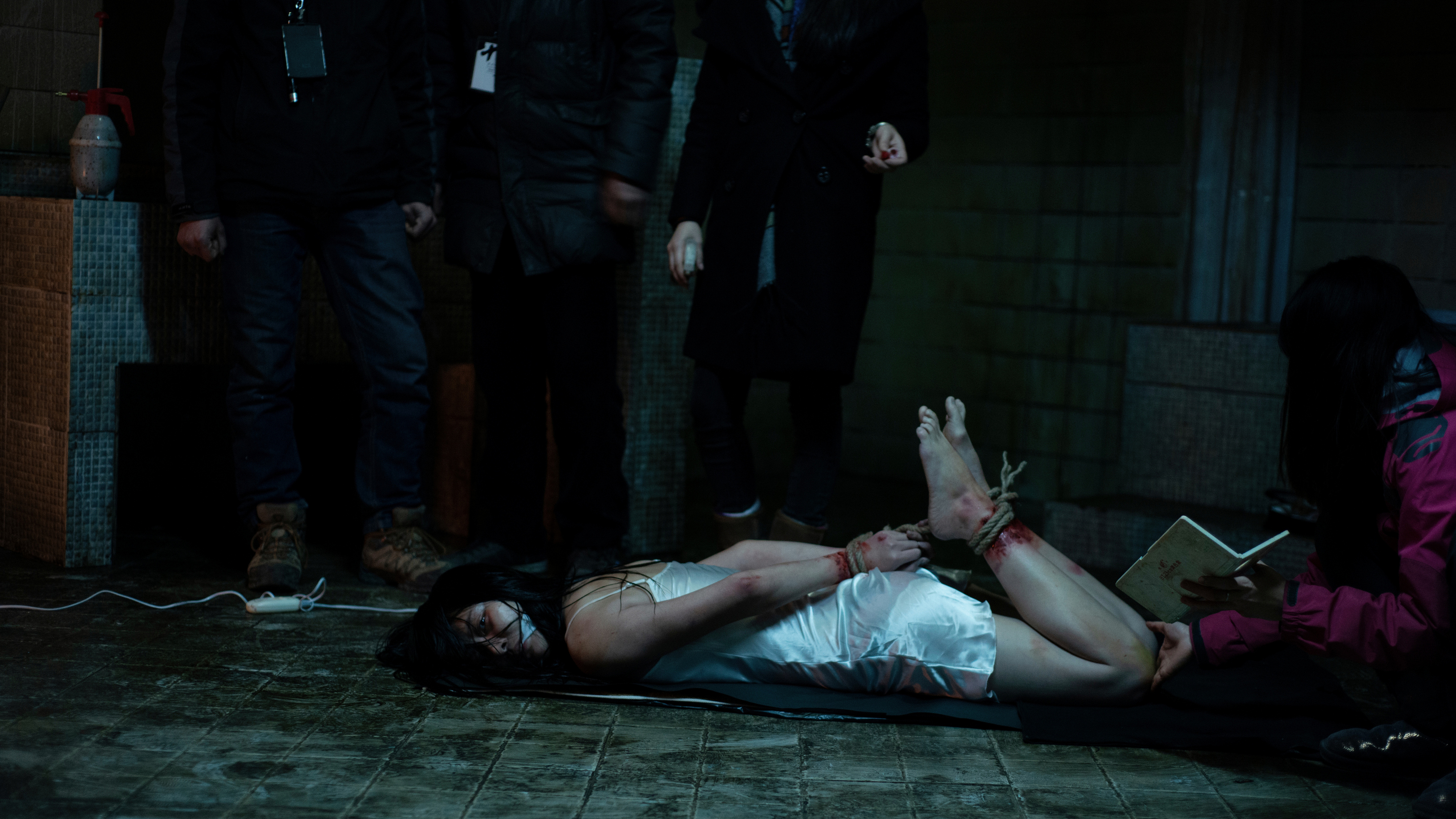 我拍了数千名路人甲，“成年人不要给自己编织梦想”|图集