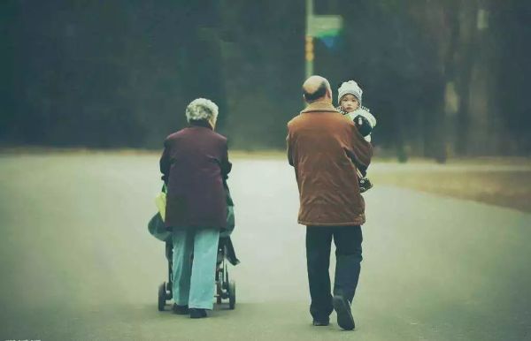 女儿是小棉袄儿子是妈妈,女儿称小棉袄儿子称作什么