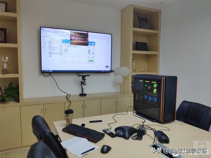 机箱直插和竖装显卡哪个温度高,机箱显卡横放竖放哪个散热好