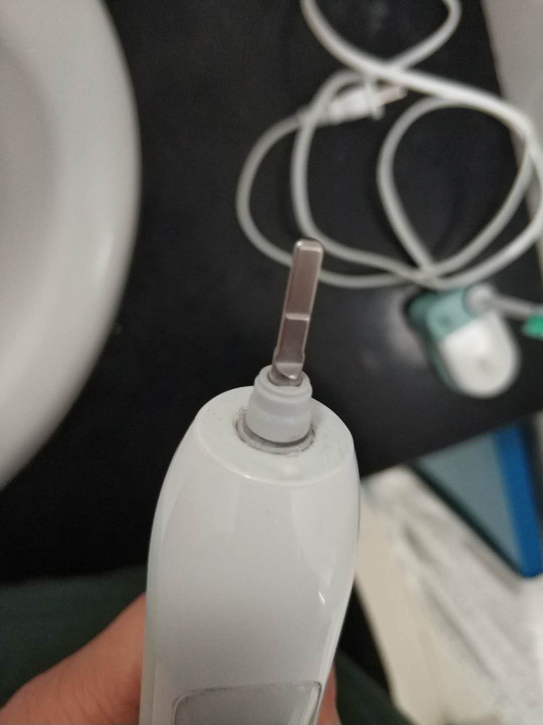 飞利浦电动牙刷智能净白hx6730,飞利浦HX6730电动牙刷