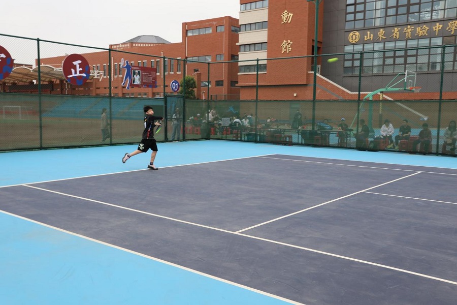 济南大学城实验高中首届“至善杯”中学生网球邀请赛成功举办