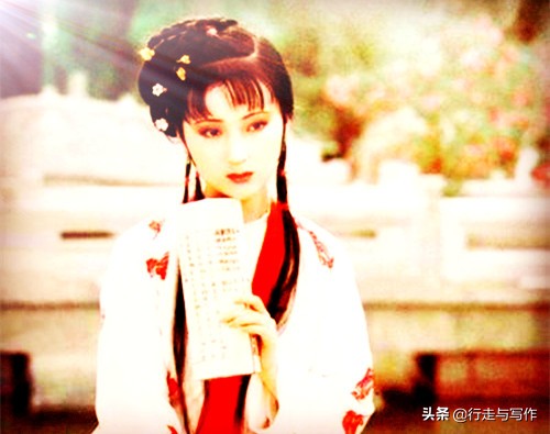 红楼梦顽石是怎样被带入凡尘的,红楼梦中的顽石是宝玉身上的玉石