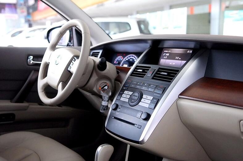 战友家里的老天籁卖我2万多,这个价格亏吗?