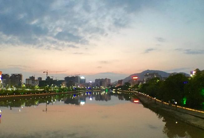 最新广西各市州人口,广西10个县级市人口排名表