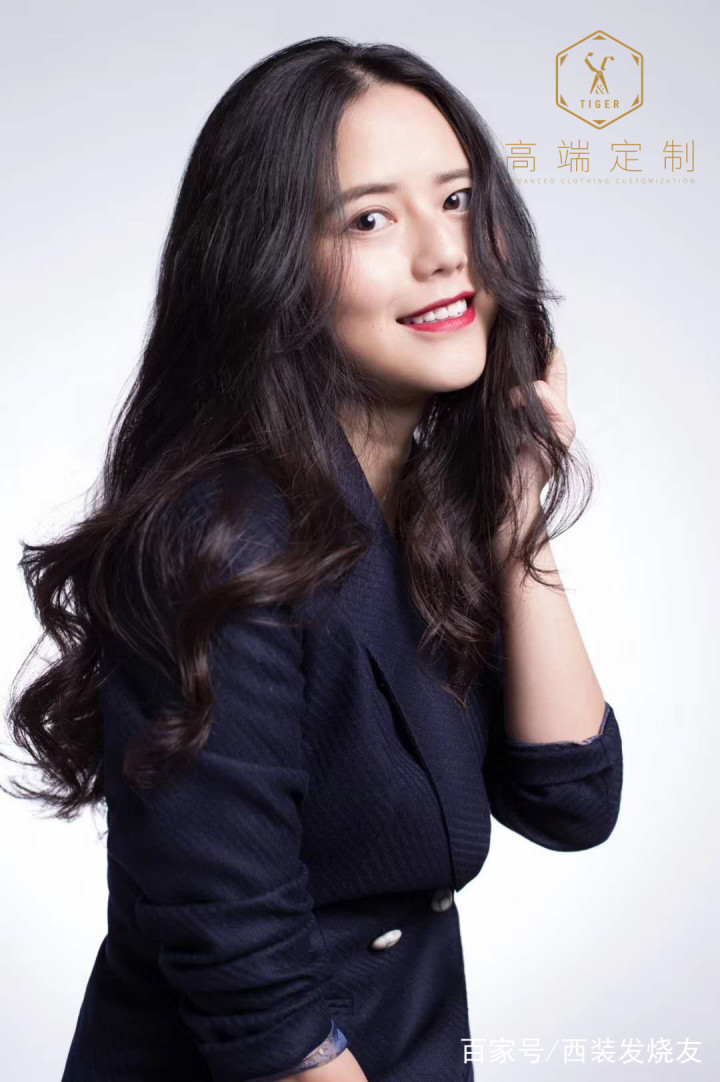 苏州女西装哪里有厂家,苏州哪里定制女式西装