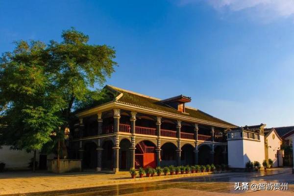 用艺术致敬美好,用艺术诠释青春的气息